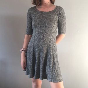 mid sleeve salt and pepper dress
